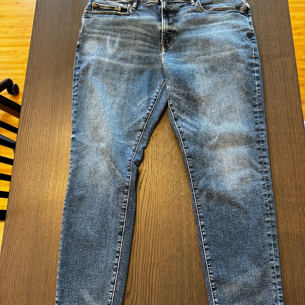 Lucky Brand 411 Athletic Taper Advanced Stretch Jean